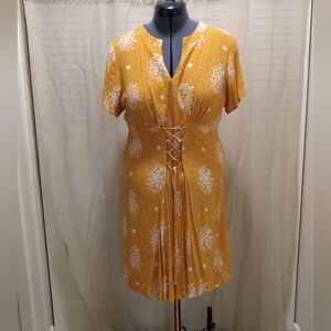 Xhilaration Gold with White Flowers Women's Size XL